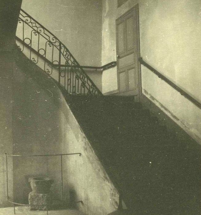 Château du Bourg : Escalier monumental, vue générale