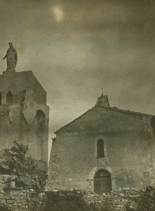 Eglise : Façade occidentale, vue générale