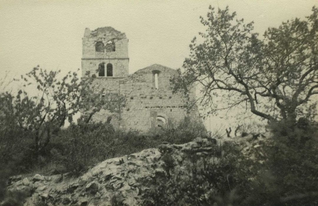 Eglise : Façade occidentale, vue générale