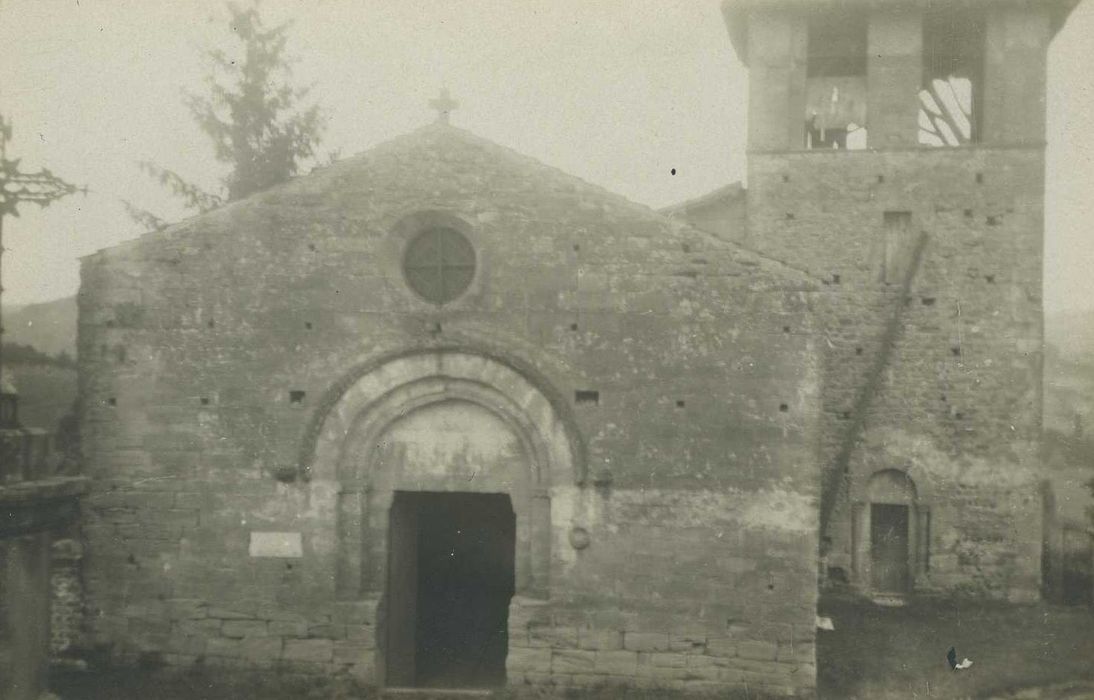 Eglise : Façade occidentale, vue générale