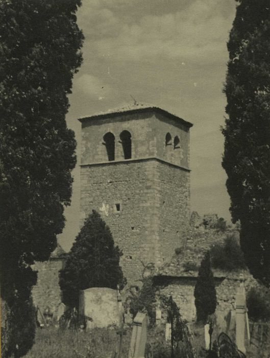 Eglise Sainte-Foy : Clocher, vue générale