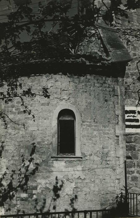 Chapelle Notre-Dame-du-Pont : Façade est, vue partielle