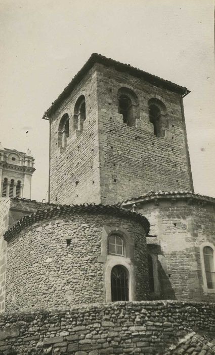 Eglise : Chevet, vue partielle