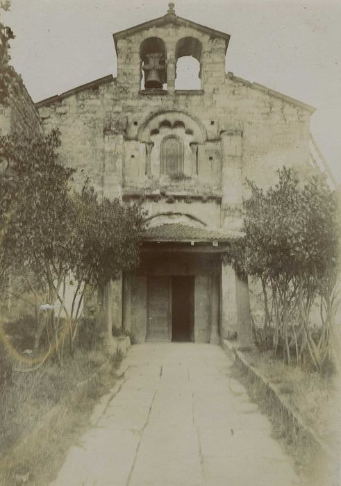 Eglise Sainte-Agnès : Façade occidentale, vue générale