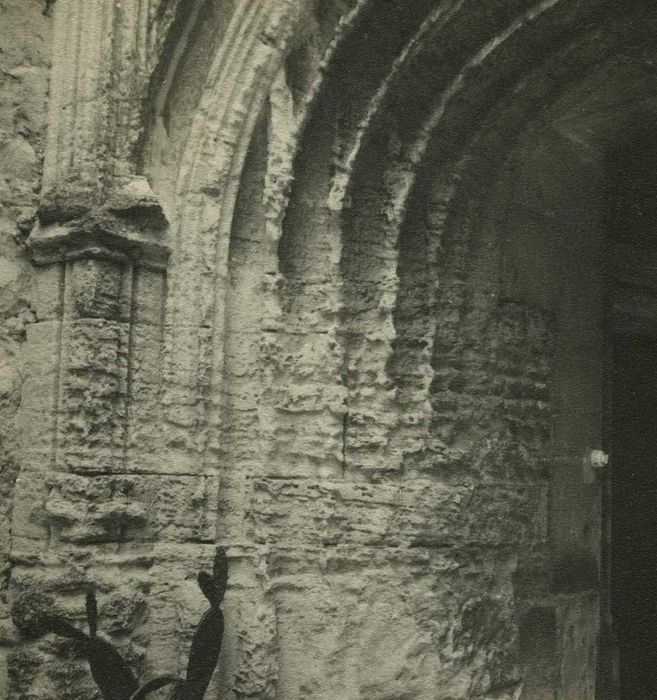 Château : Tour d’escalier, détail