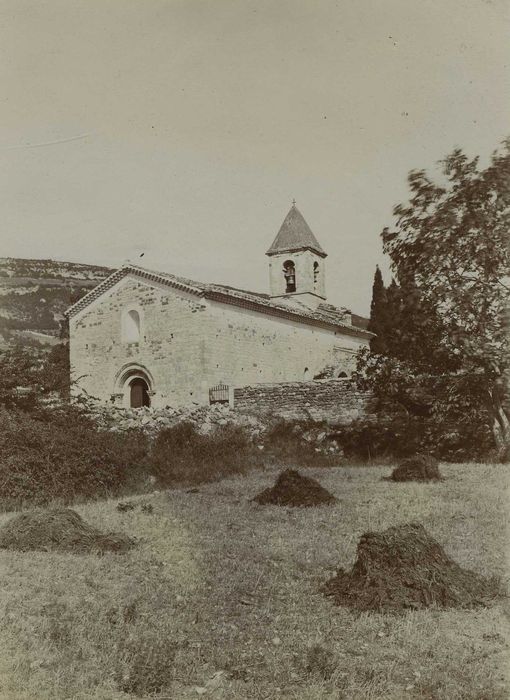 Chapelle du cimetière : Ensemble sud-ouest, vue générale