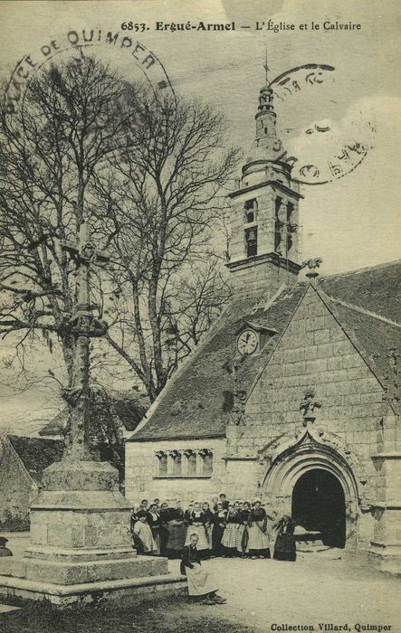 Eglise Saint-Alor d'Ergué-Armel : Porche sud, vue générale