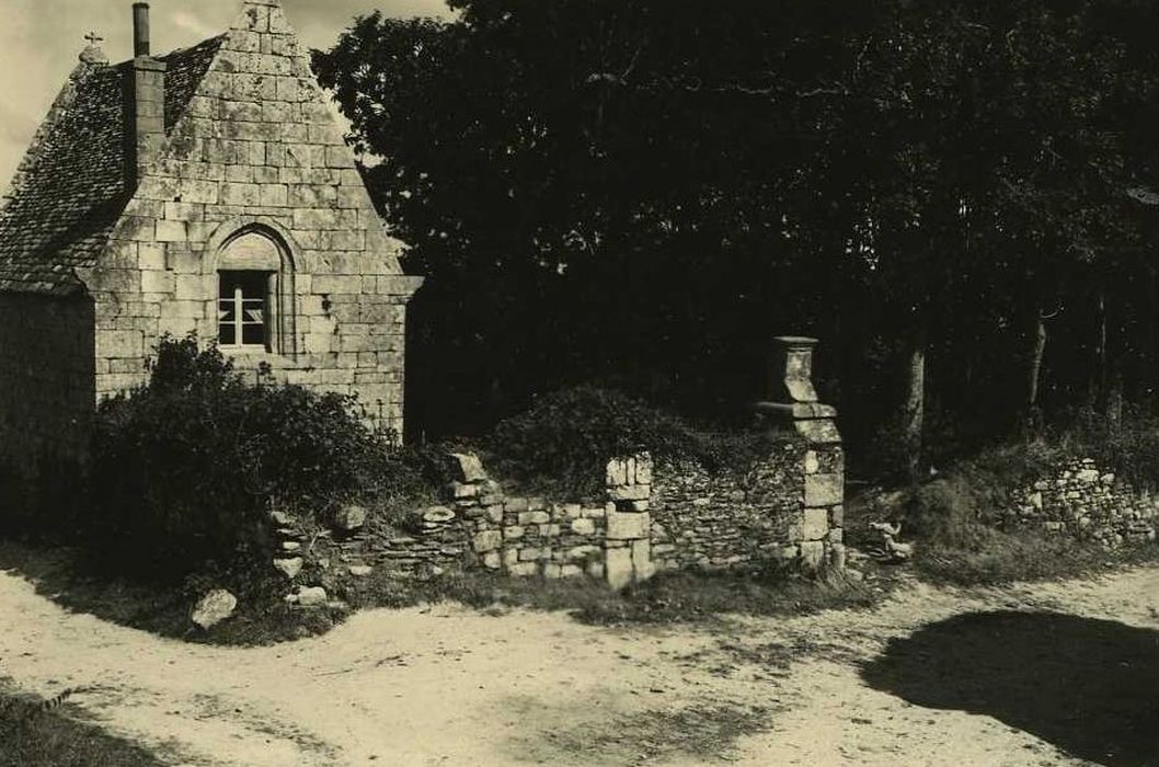 Ancienne église Saint-Aurélien, au Vieux Bourg : Ensemble sud, vue générale