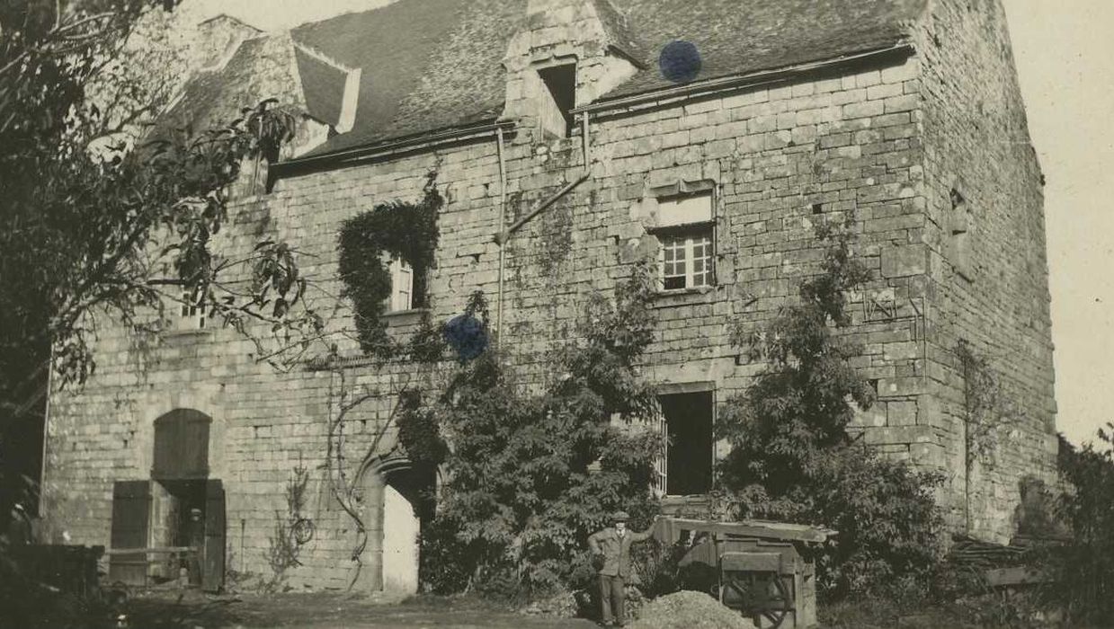 Ancien manoir de Kerdrain : Façade sud, vue générale