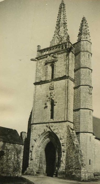 Chapelle Saint-Yves : Façade occidentale, vue générale