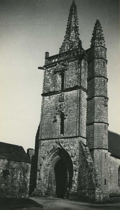 Chapelle Saint-Yves : Façade occidentale, vue générale