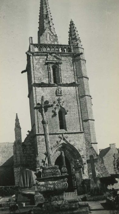 Chapelle Saint-Yves : Façade occidentale, vue générale