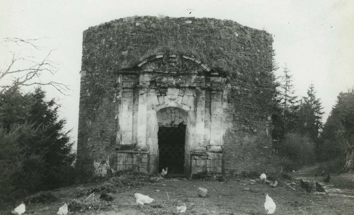 Château de Coëtbo : Pigeonnier, vue générale