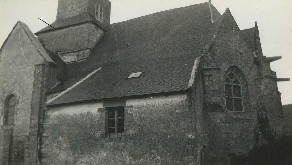 Eglise de la Nativité ou Notre-Dame : Façade latérale sud, vue partielle