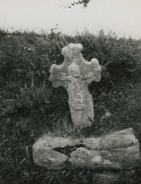 Croix n°2 : Vue générale
