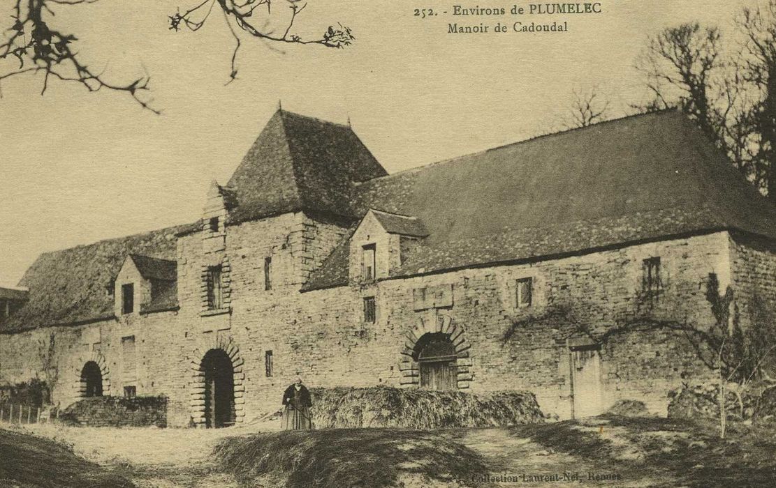 Manoir de Cadoudal : Ensemble sud, vue générale