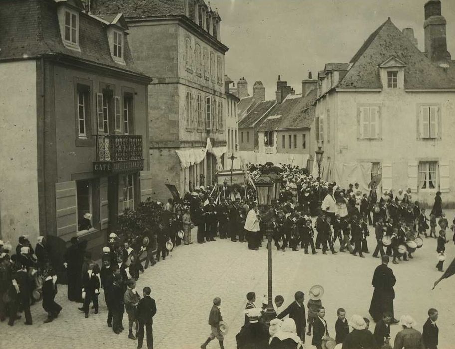 Maison, actuellement mairie : Vue générale de la façade sur rue