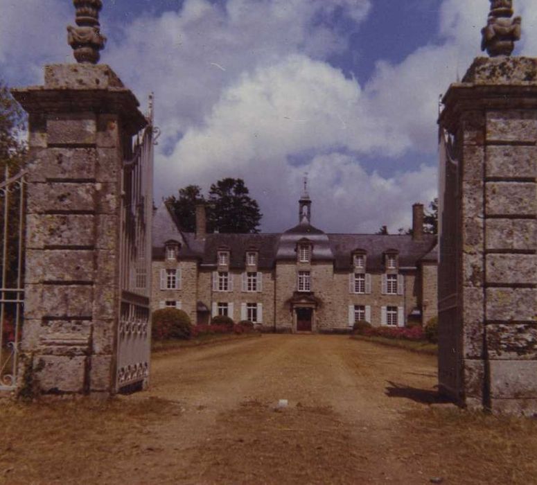 Château de Porhman : Ensemble sud, vue partielle