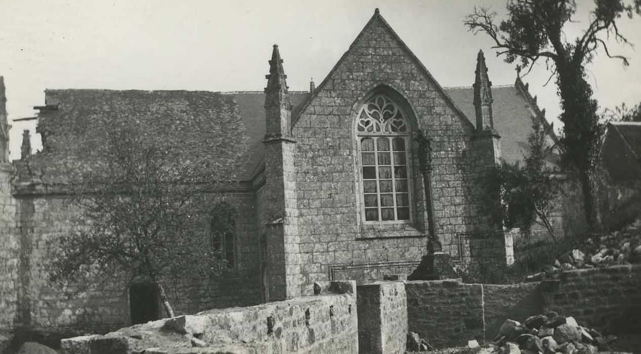 Chapelle Saint-Adrien : Façade latérale sud, vue générale