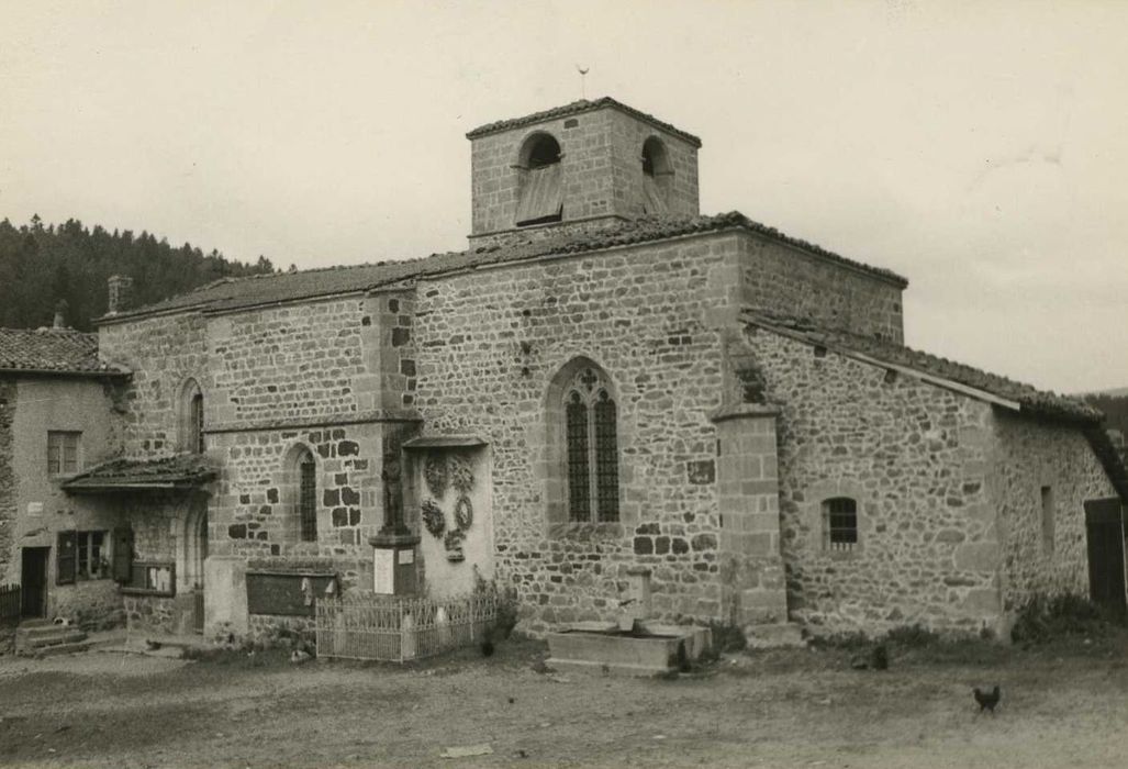 Eglise Saint-Paul : Façade latérale sud, vue générale