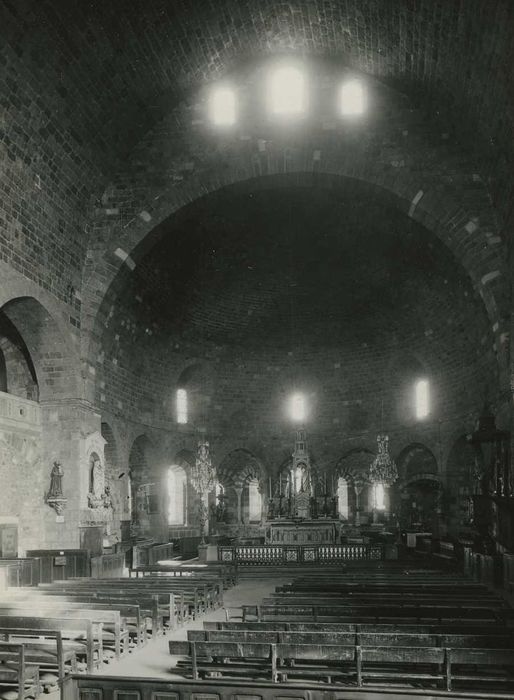 Eglise Saint-Georges : Nef, vue générale