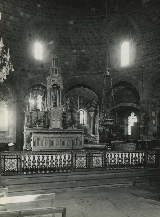 Eglise Saint-Georges : Choeur, vue générale