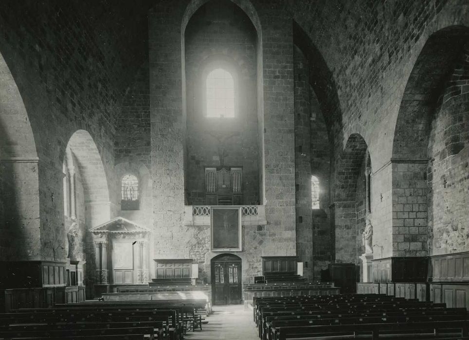 Eglise Saint-Georges : Nef, vue générale