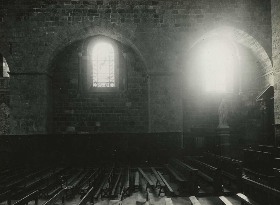 Eglise Saint-Georges : Nef, mur sud, vue générale