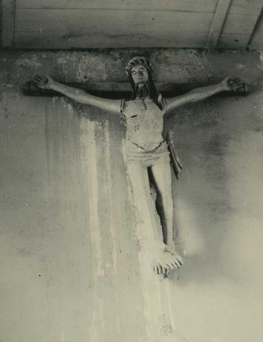 Statue : Christ en croix - © Ministère de la Culture (France), Médiathèque du patrimoine et de la photographie, tous droits réservés