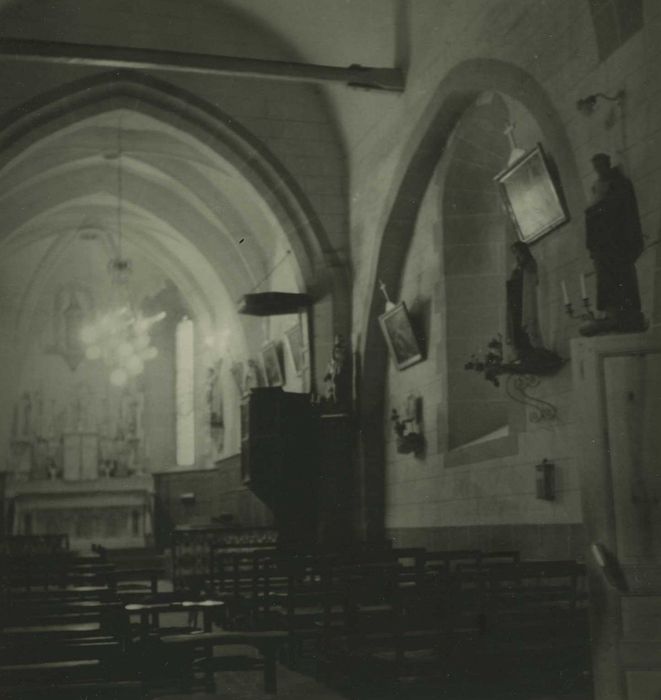 Eglise Saint-Jean-Baptiste : Nef, vue générale