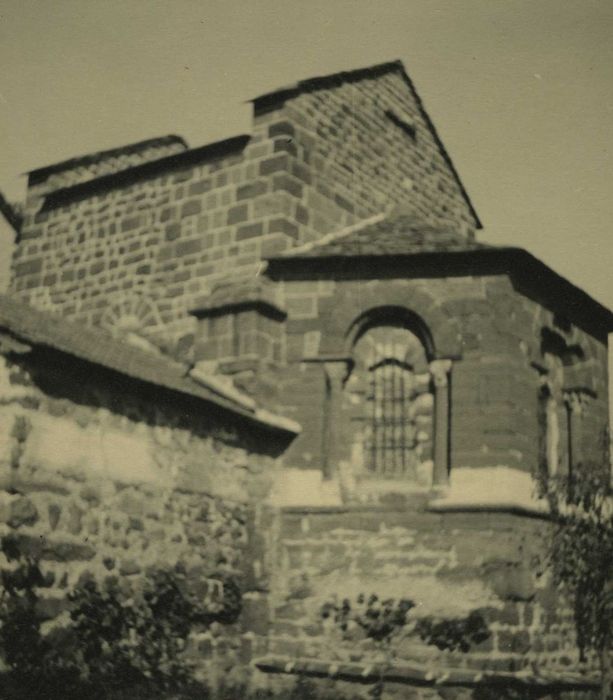 Eglise Saint-Vital : Façade latérale sud, vue partielle