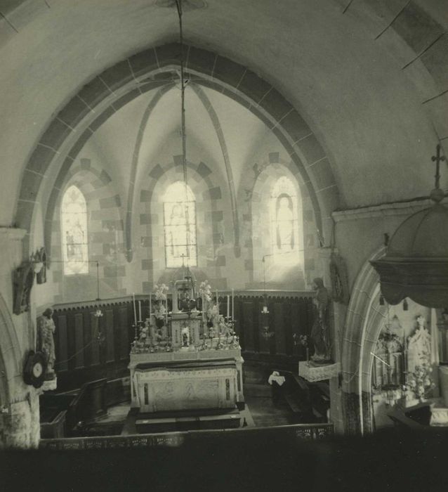 Eglise Saint-Pierre : Choeur, vue générale