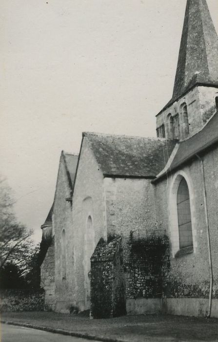 Eglise Saint-Maurice : Façade latérale nord, vue partielle