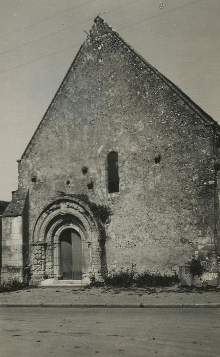 Eglise Saint-Martin : Façade occidentale, vue générale