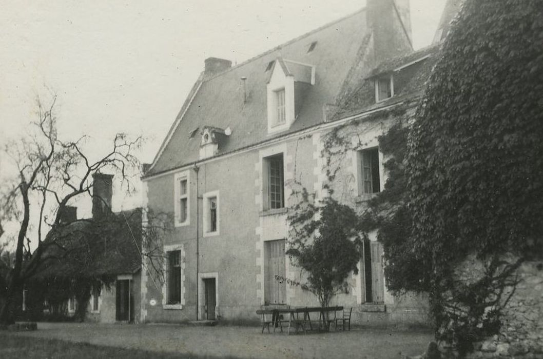 Château de la Michelinière : Façade est, vue générale