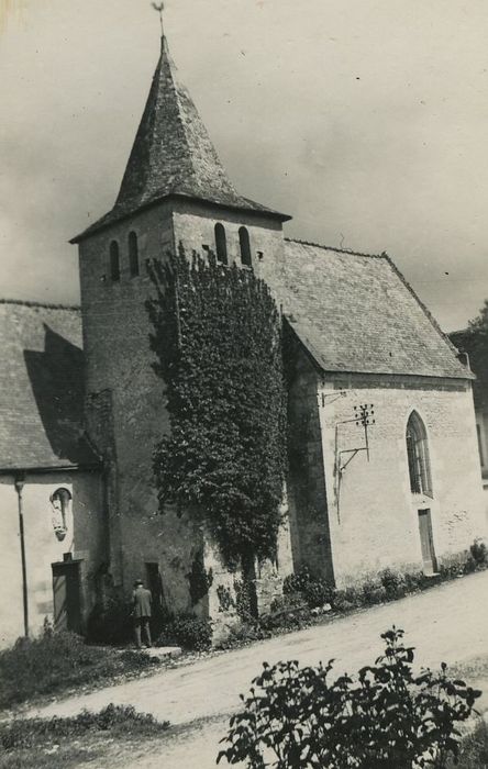 Eglise Saint-Crépin et Saint-Crépinien : Façade latérale sud, vue partielle