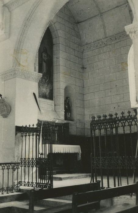 Eglise Saint-Crépin et Saint-Crépinien : Chapelle seigneuriale, vue partielle