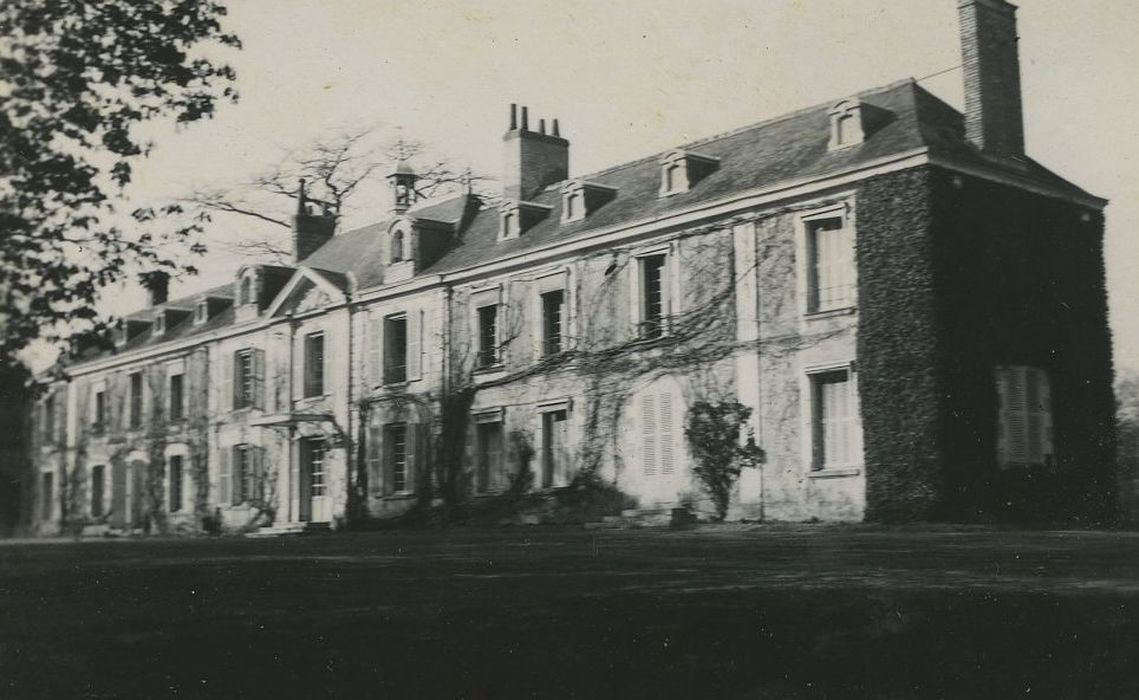 Château de la Rochefuret : Ensemble sud-est, vue générale