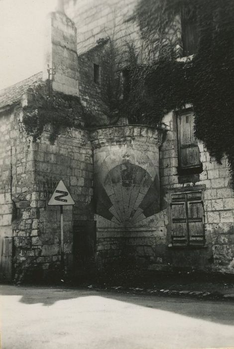 Maison dite du Prieur : Façade est sur rue, vue partielle