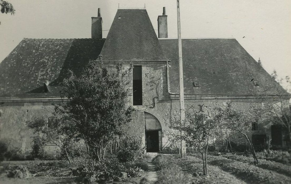 Manoir de la Cantinière : Façade nord, vue générale