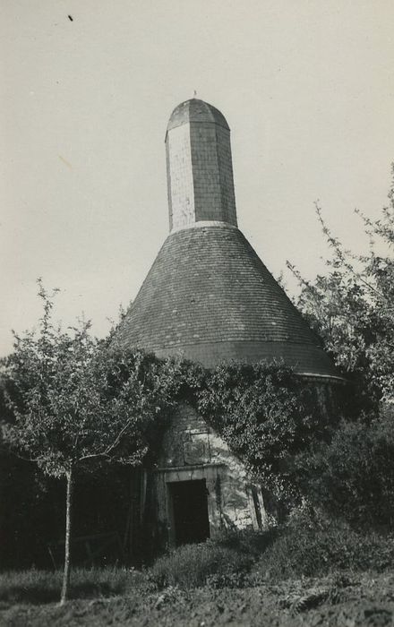 Manoir de la Cantinière : Tour nord-est, vue générale