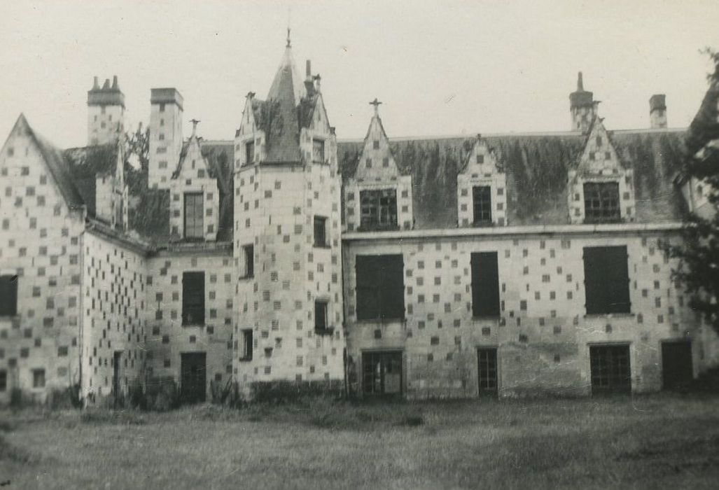 Château de Velors : Ensemble nord, vue partielle