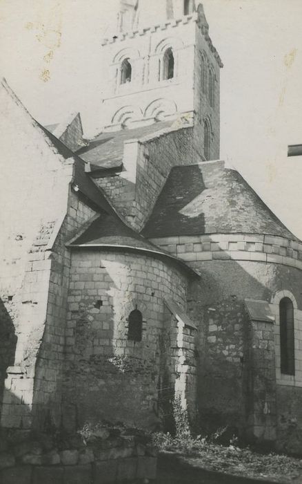 Eglise Saint-Laurent : Chevet, vue partielle