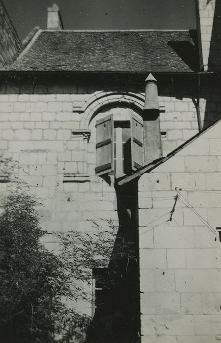 Ancienne maison canoniale : Façade est, vue partielle