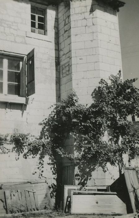 Ancienne maison canoniale : Façade est, vue partielle