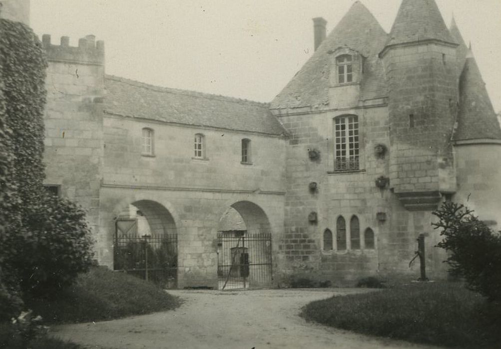 Château : Châtelet, ensemble nord-est, vue générale