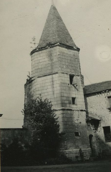 Château : Tour est, vue générale