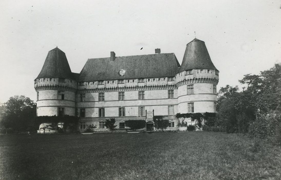 Château de l'Islette : Ensemble sud, vue générale