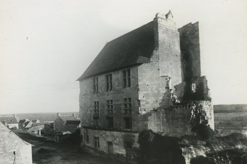 Château de Crissay : Vue partielle des ruines