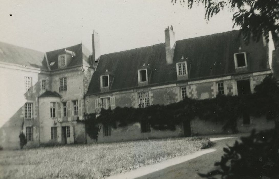 Château du Paradis : Aile du 16e siècle, vue générale